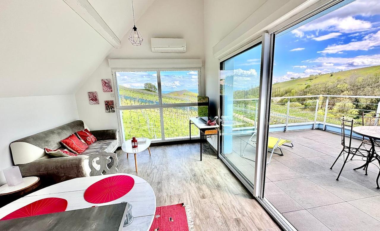 Villa Janea Deep Red House Reichsfeld Exterior foto